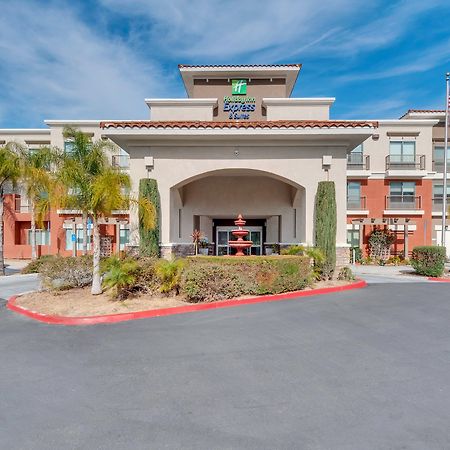 Holiday Inn Express Hotel & Suites Lake Elsinore By Ihg Eksteriør bilde